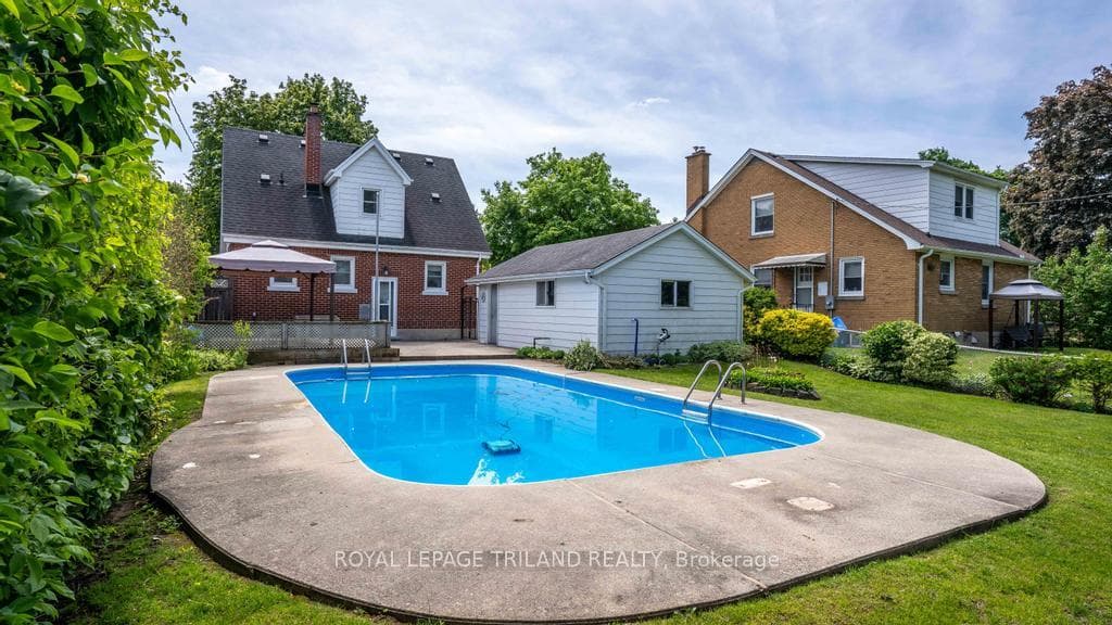 16 Pritchard Place photo 38