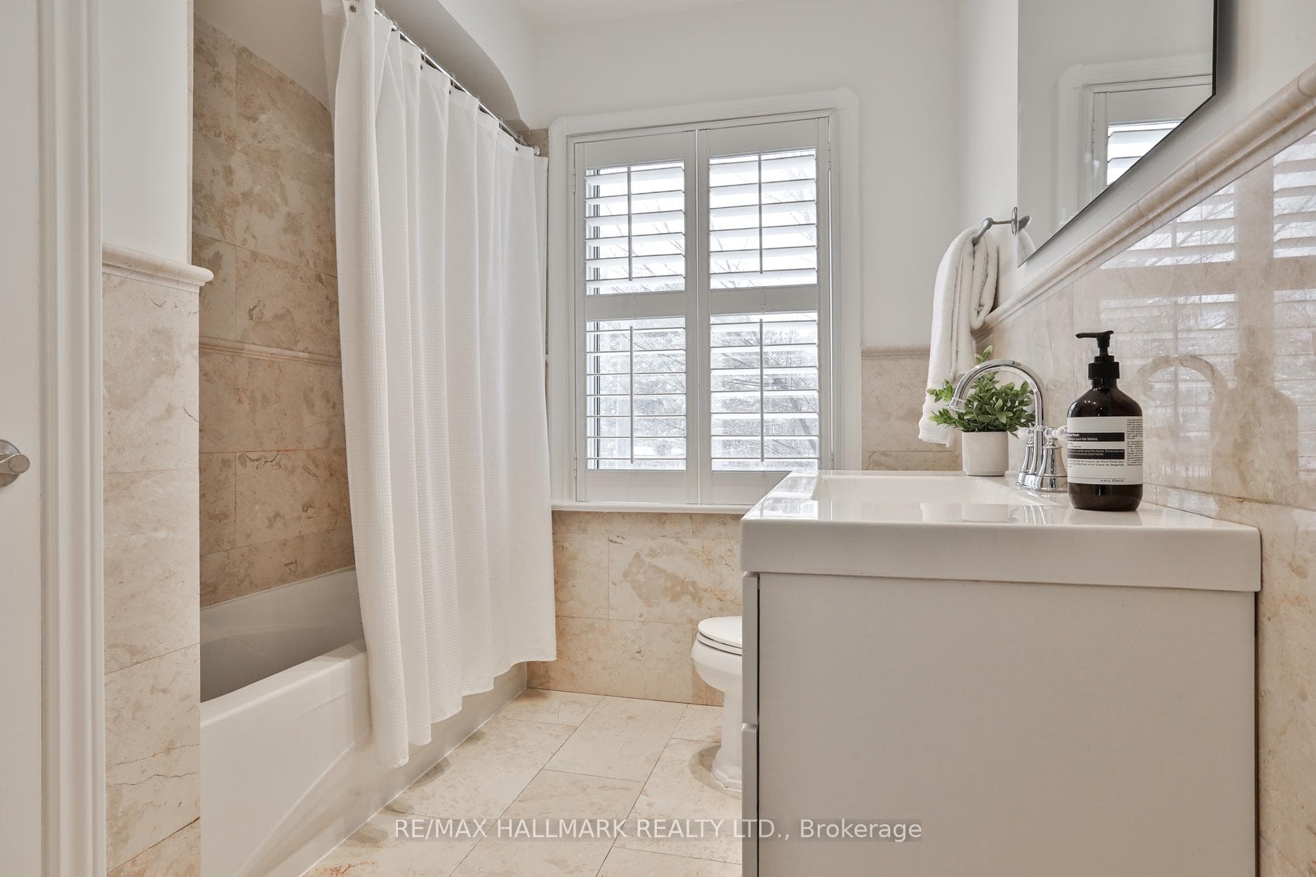 299 Ridley Boulevard photo 23