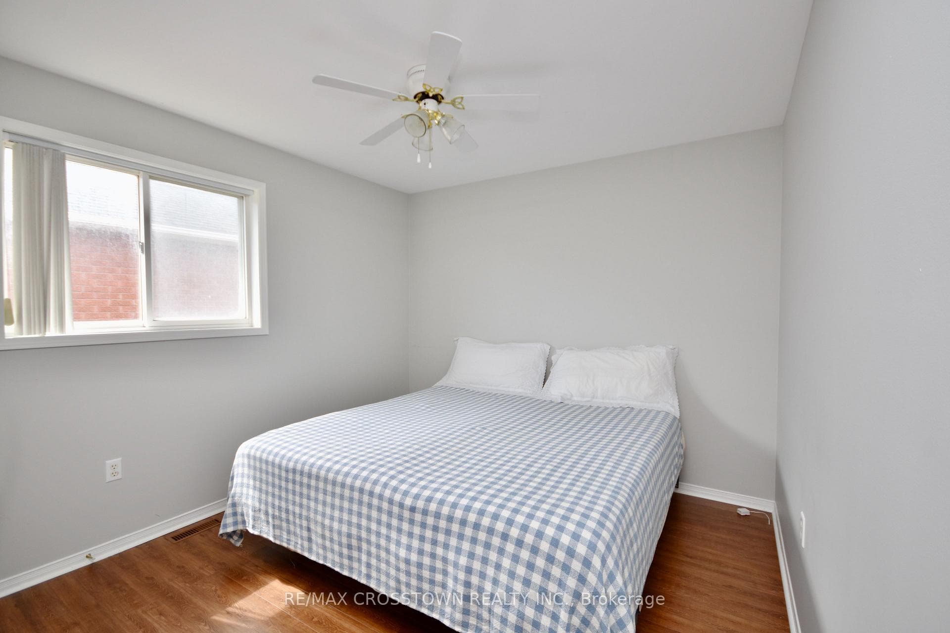 78 Kingsridge Road photo 12