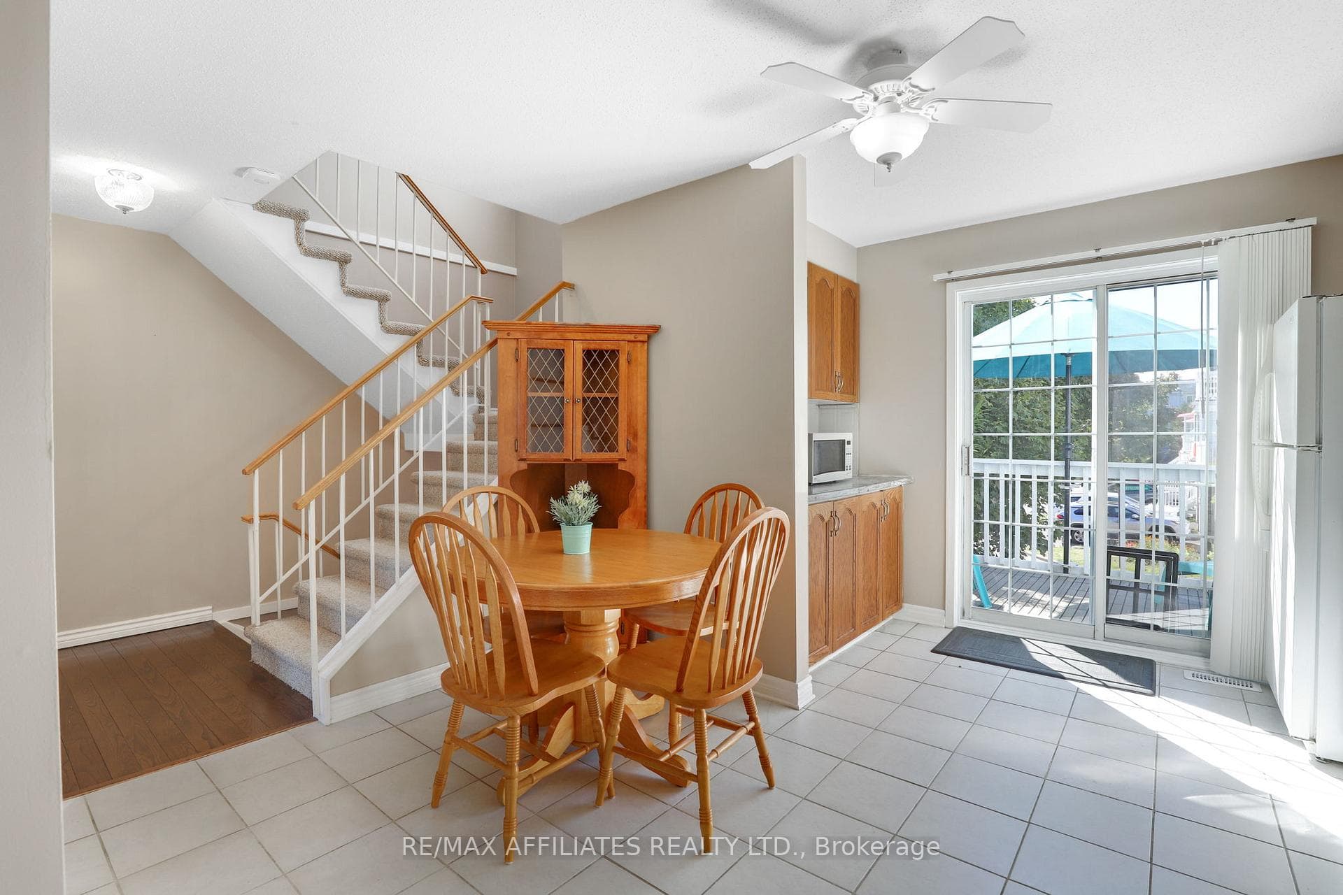 22 Castlegreen Private photo 3
