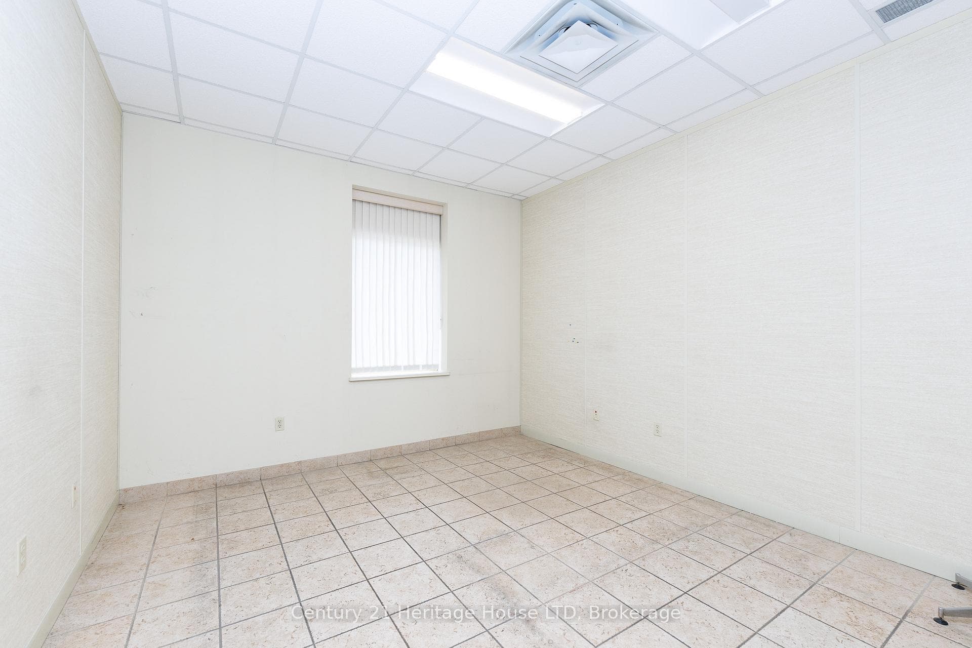 1767 Pettit Road photo 36