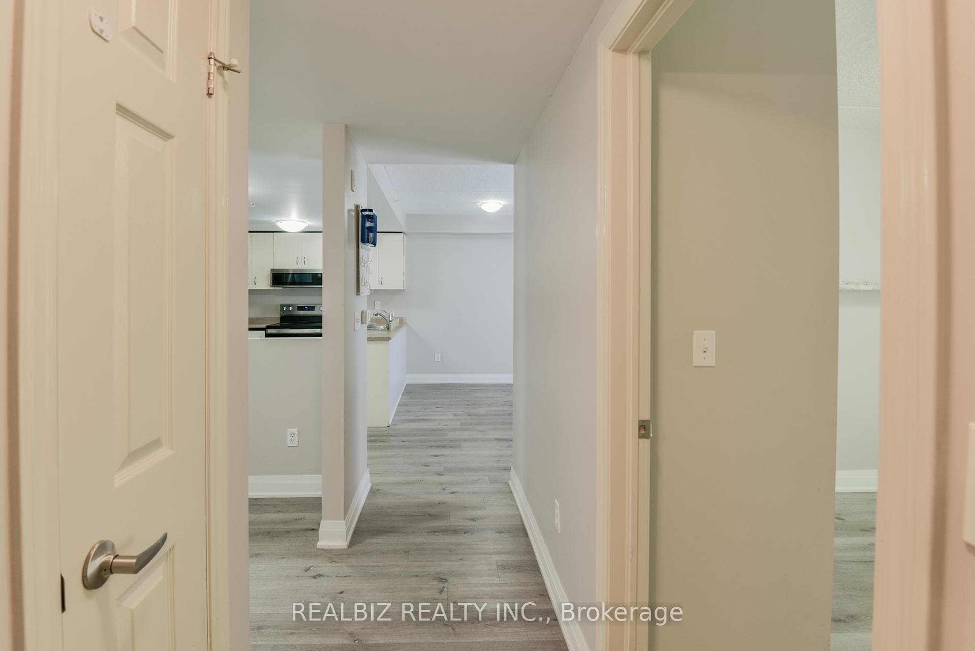 41 Goodwin Drive Unit 111 photo 20