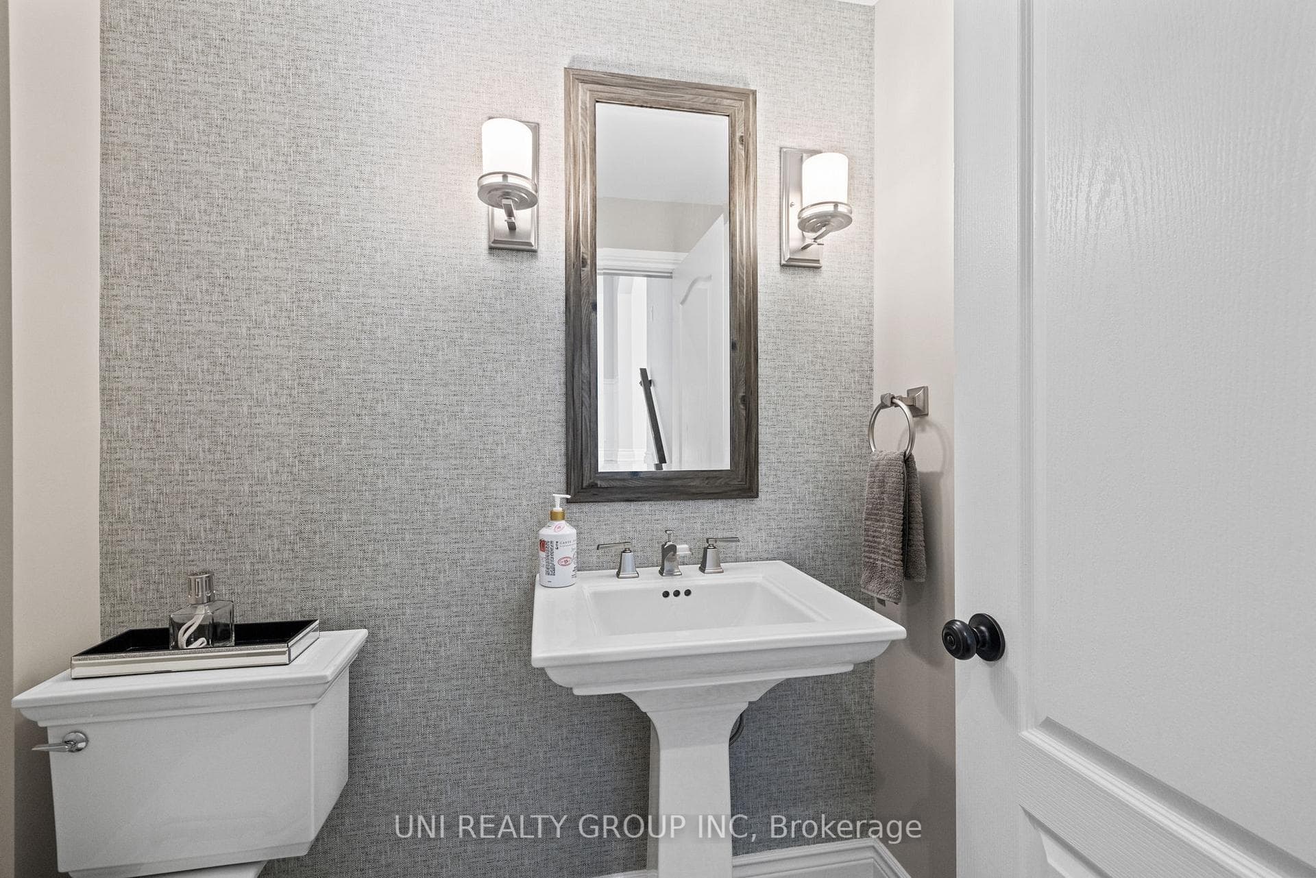 141 Riverstone Drive photo 26