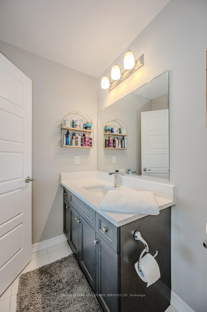 Spa-Inspired Three-Piece Primary Ensuite