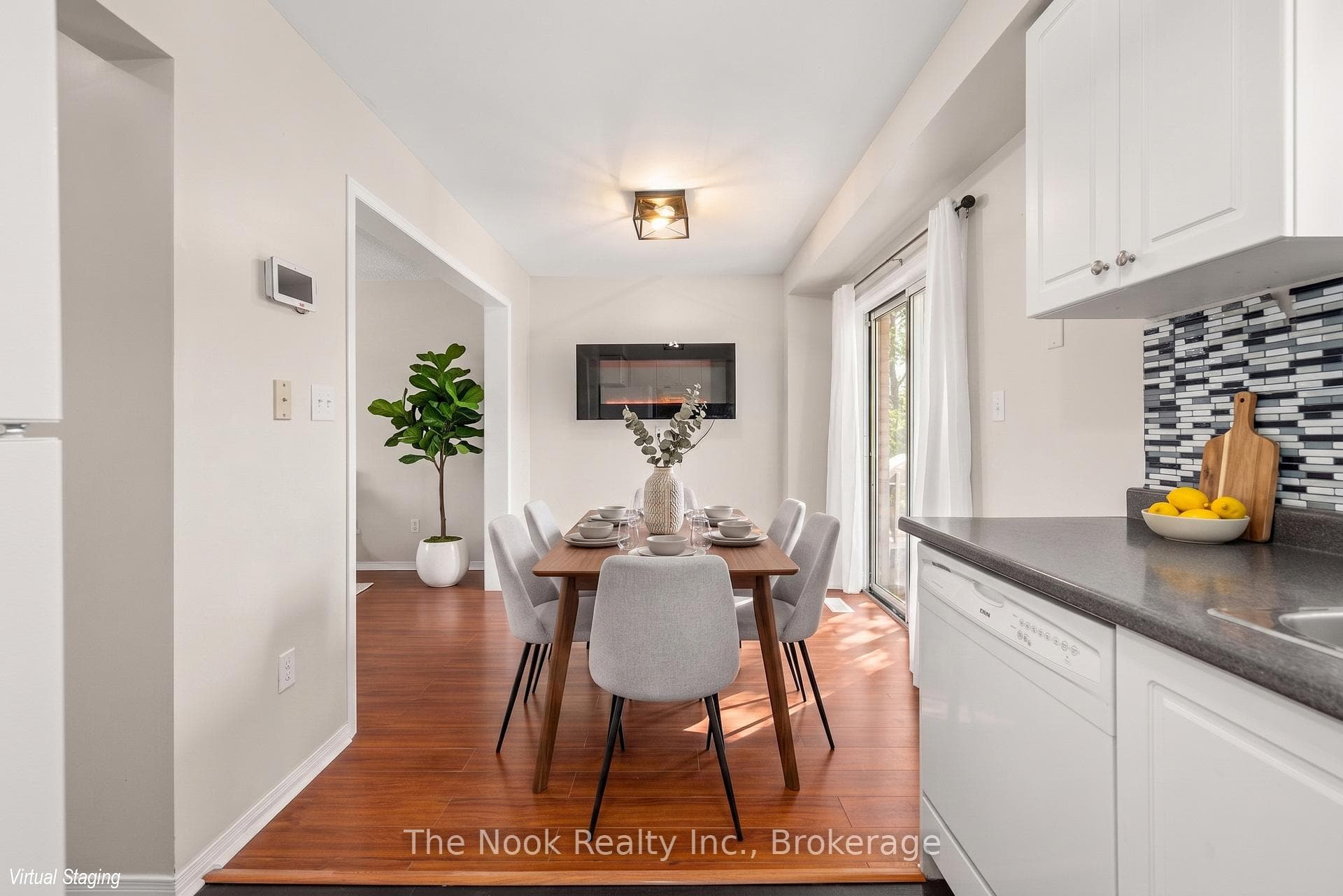 Dining Room Virtually Staged