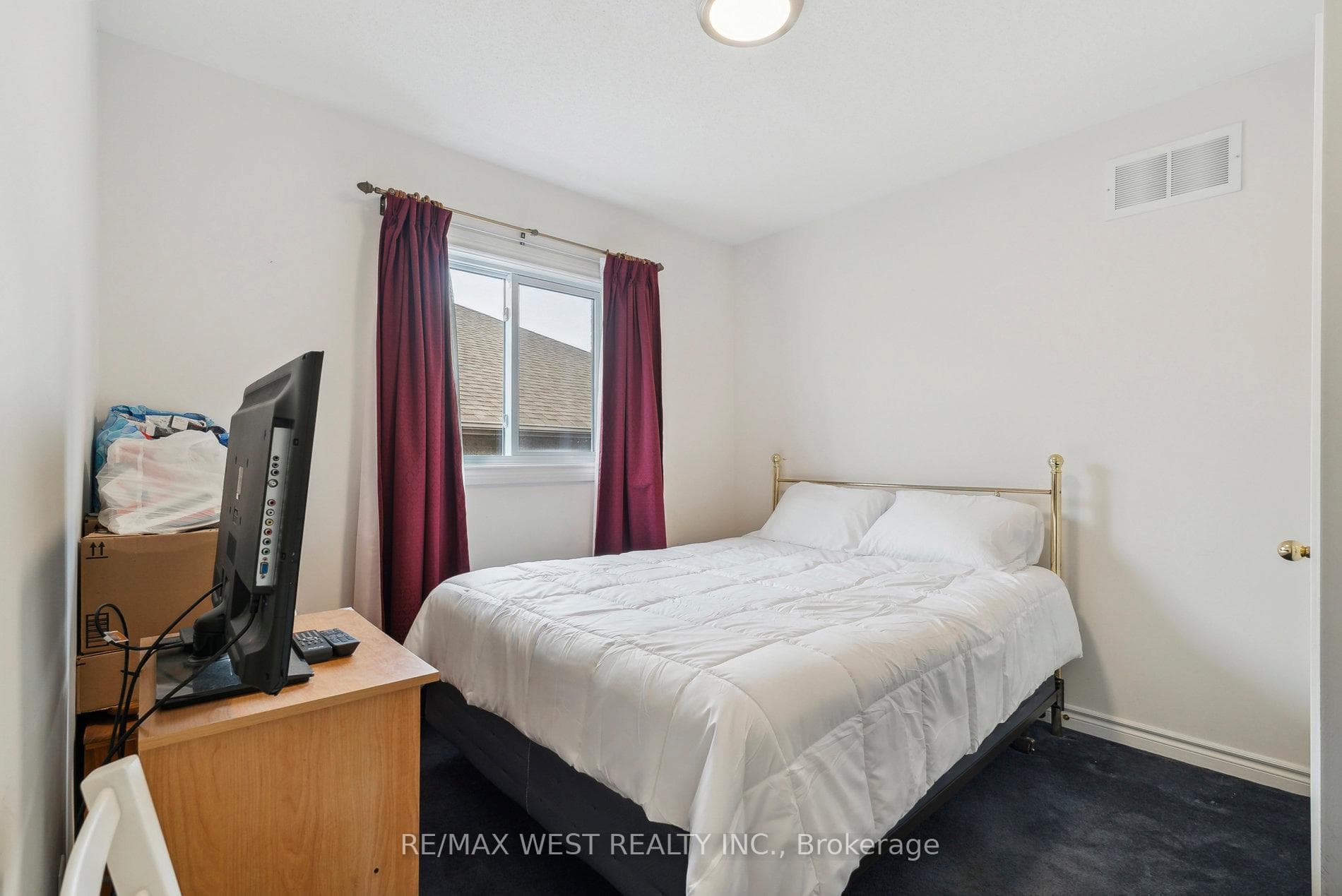 24 Todd Drive photo 9