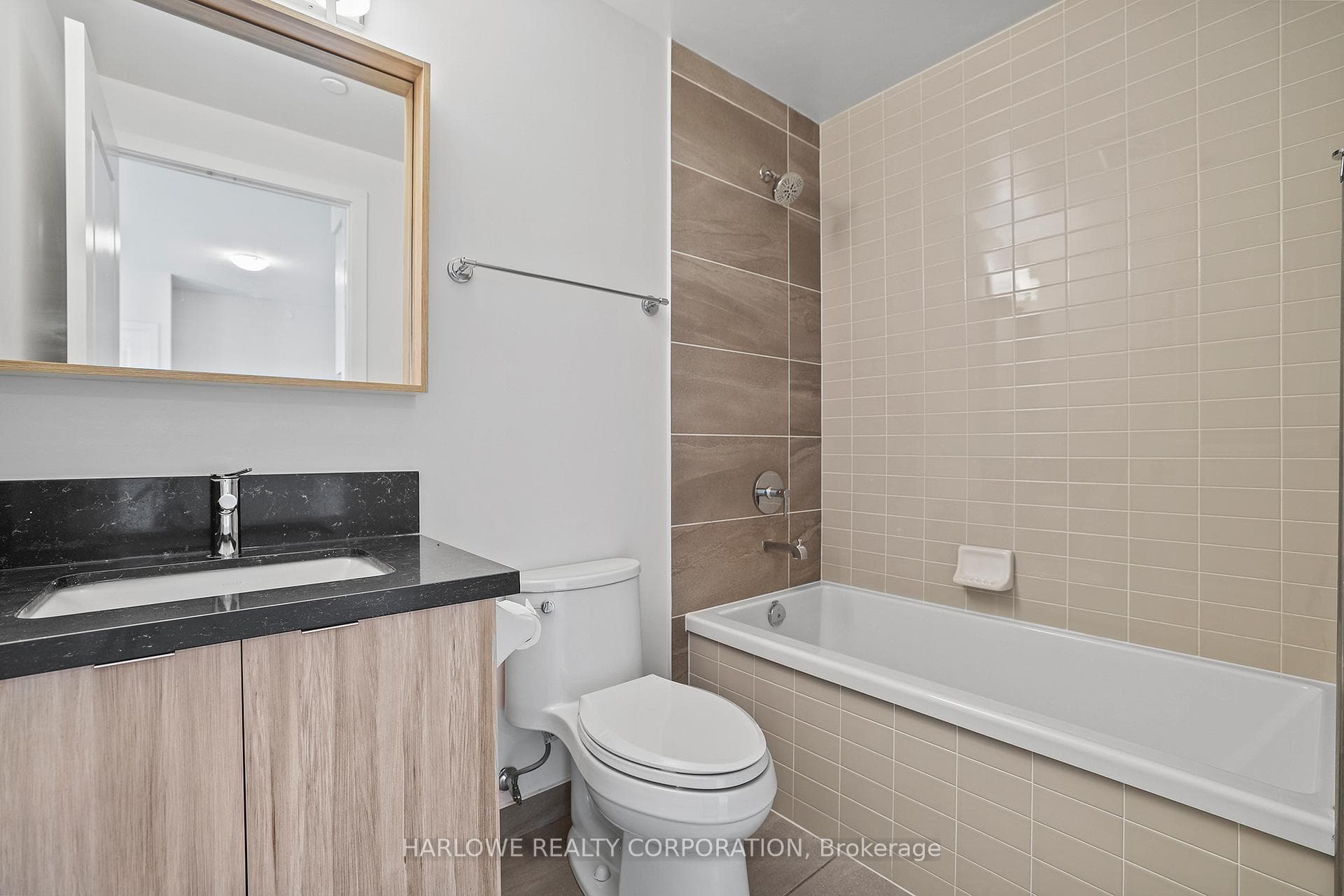 4677 Glen Erin Drive Unit 810 photo 18