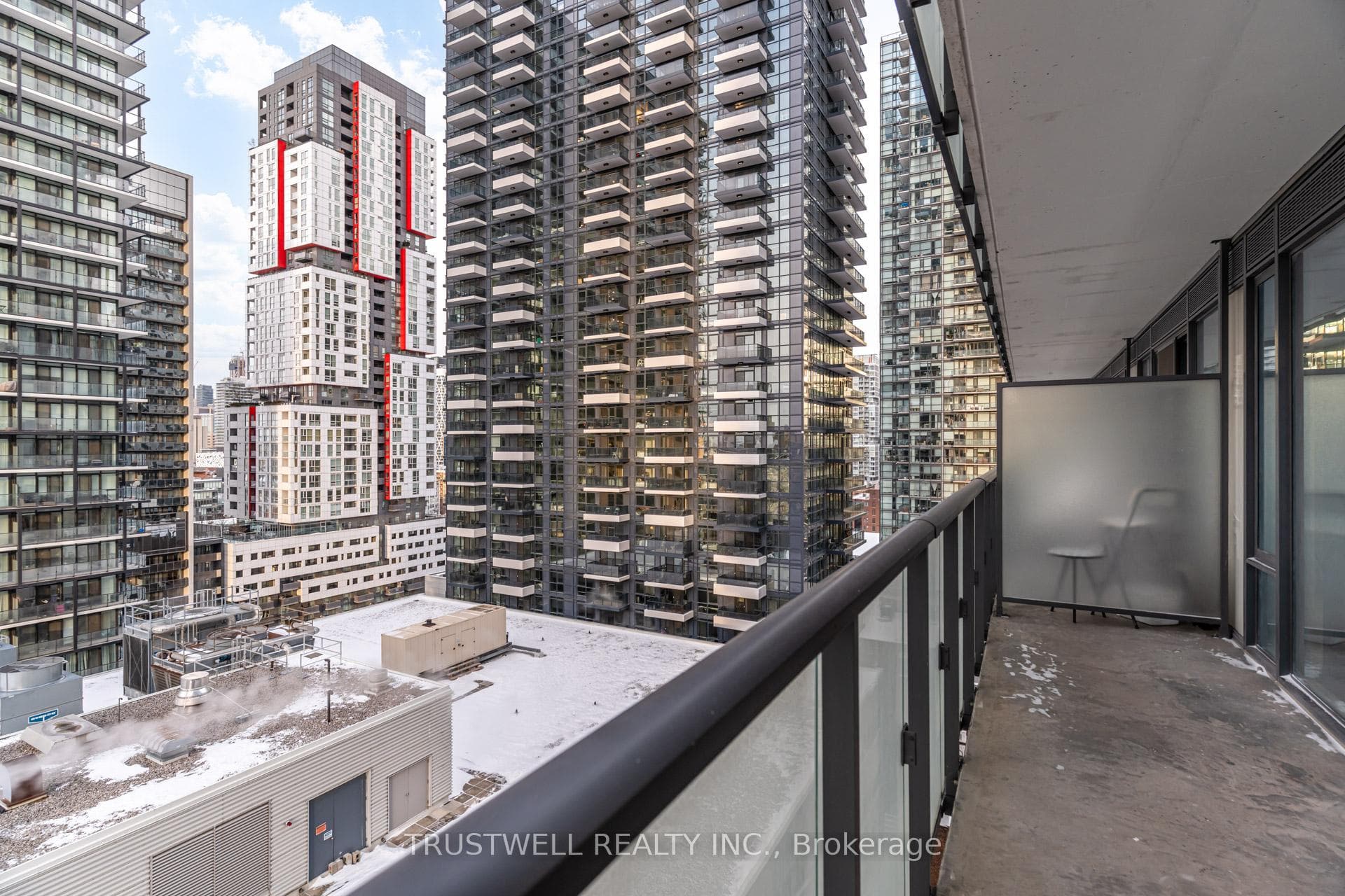 101 Peter Street Unit 1601 photo 11