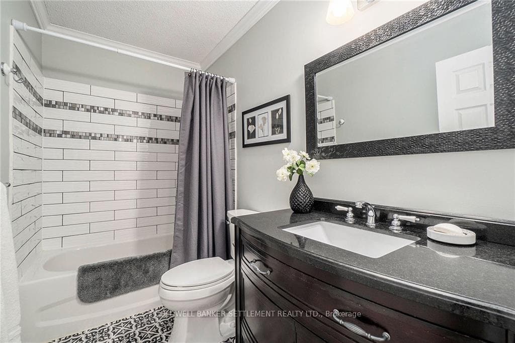 8 BAYVIEW Lane photo 20