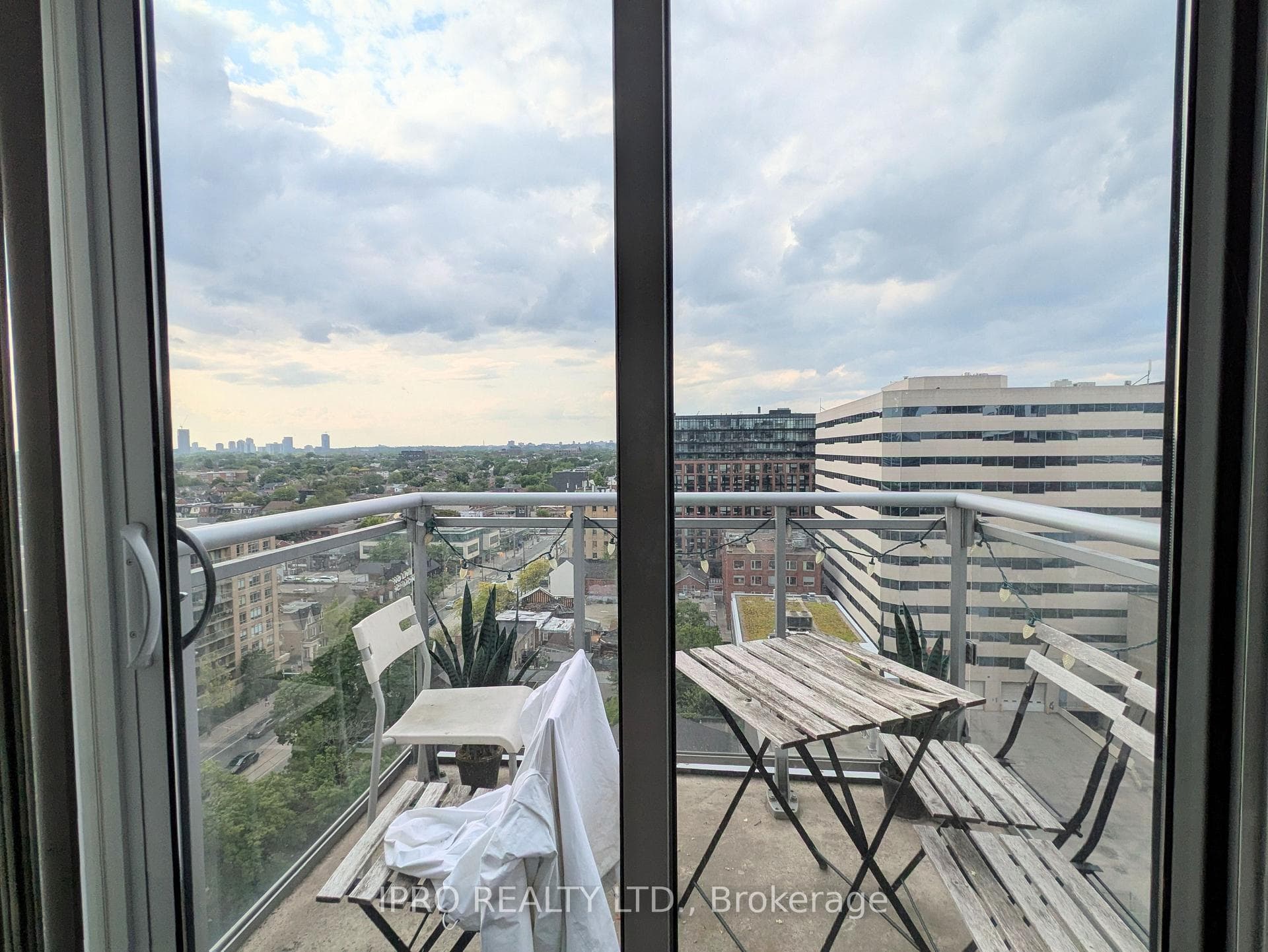 525 Adelaide Street Unit 1706 photo 26