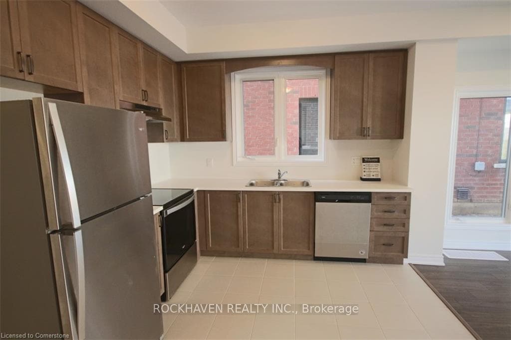51 Gibson Avenue photo 4