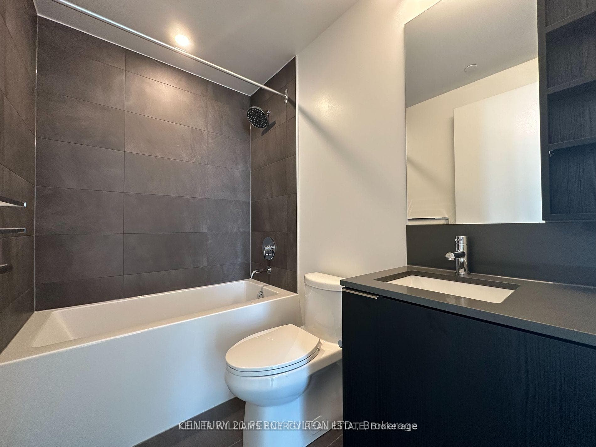 7890 Jane Street Unit 2709 photo 13