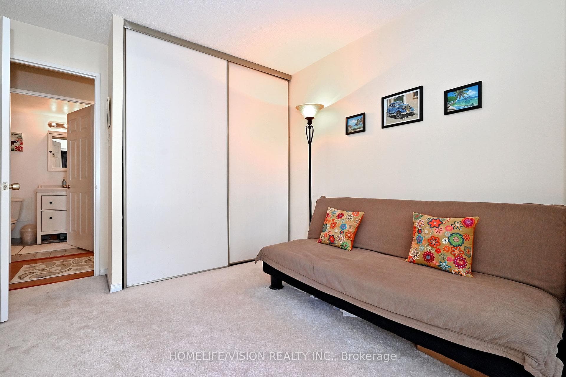 330 Rathburn Road Unit 306 photo 28