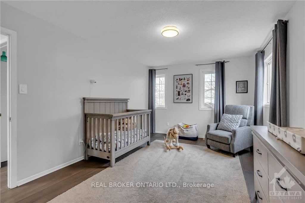 26 ELLISSON Way photo 23