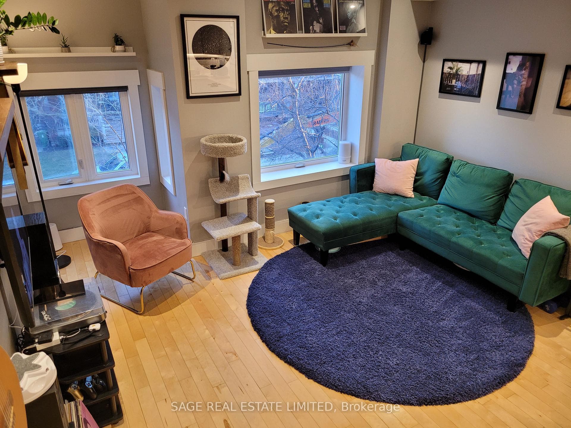 108 Pearson Avenue Unit Upper photo 7
