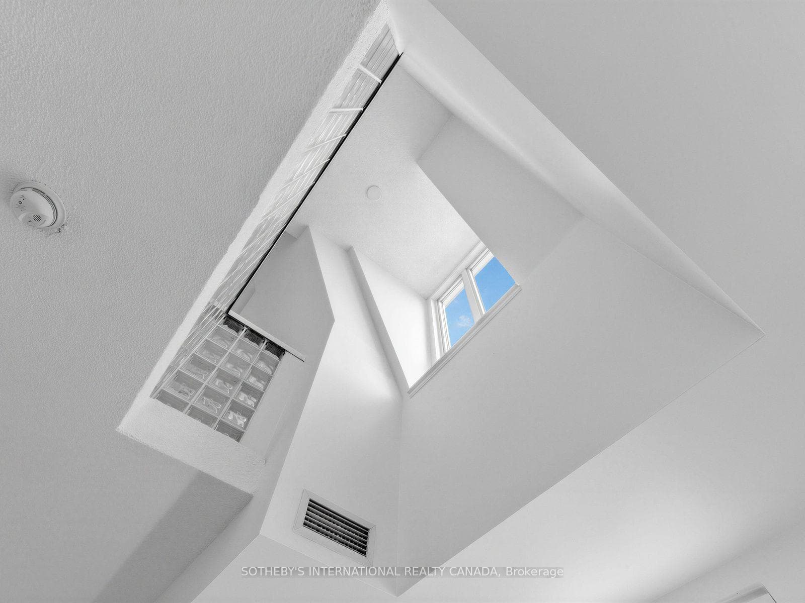 119 Merton Street Unit 412 photo 6