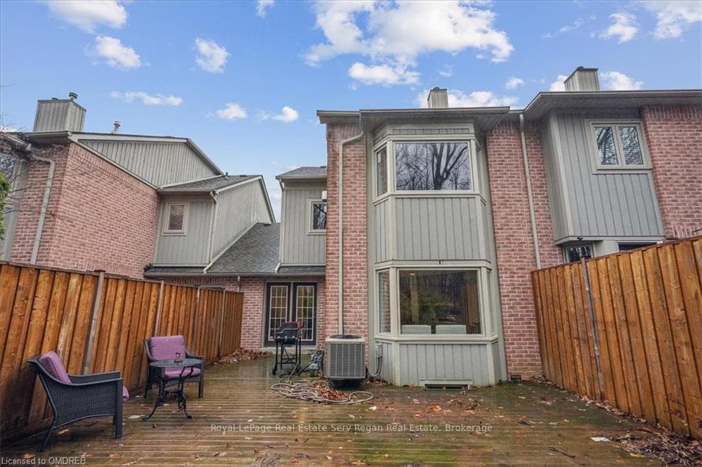 5490 GLEN ERIN Drive Unit 19 photo 33