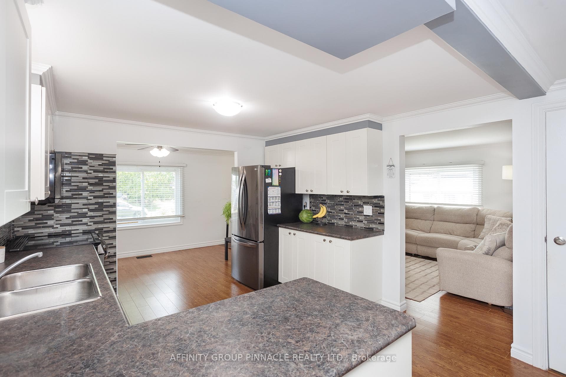 24 Circle Drive photo 10