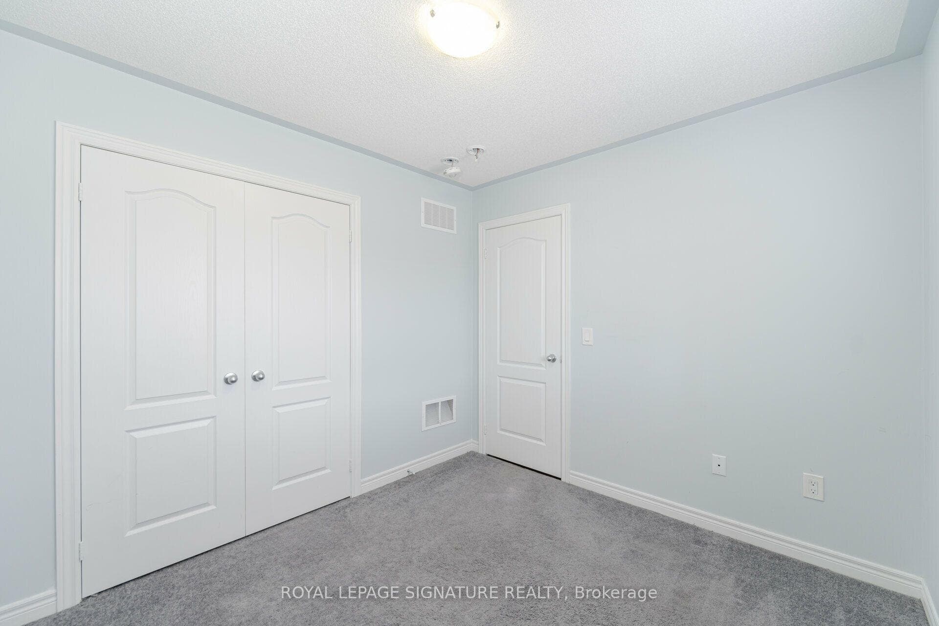 159 Bronson Terrace photo 31