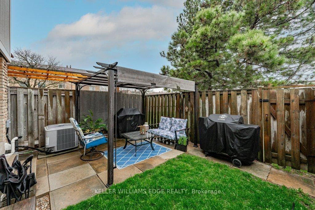 341 Wilson Drive Unit 65 photo 29