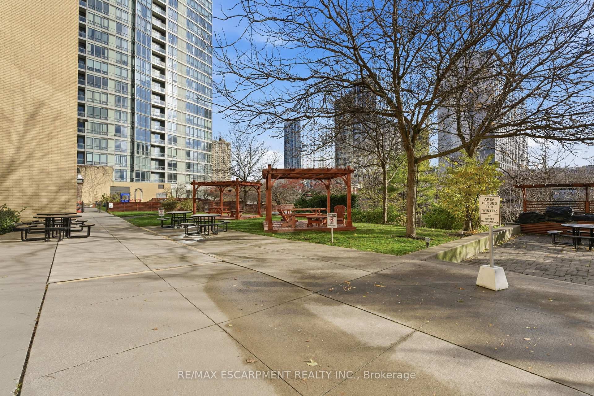 35 Mariner Terrace Unit 1109 photo 39