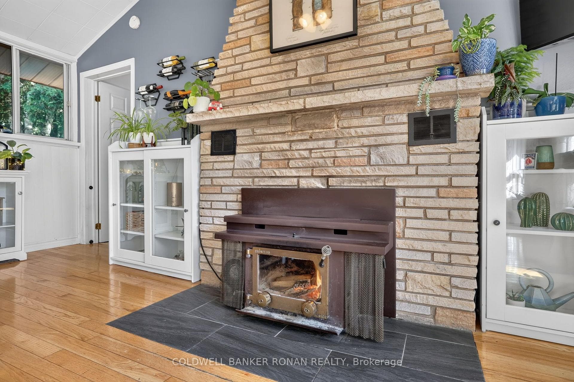 16 Dean Road photo 18