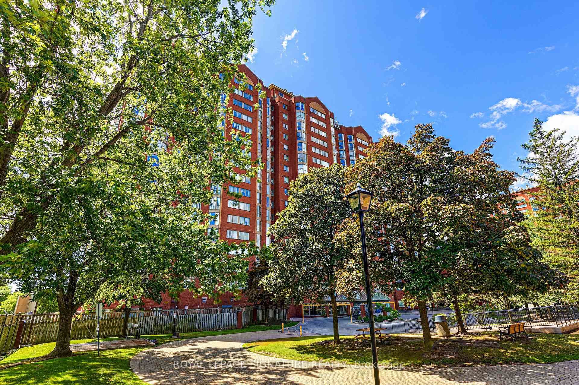 2466 Eglinton Avenue Unit PH14 photo 31