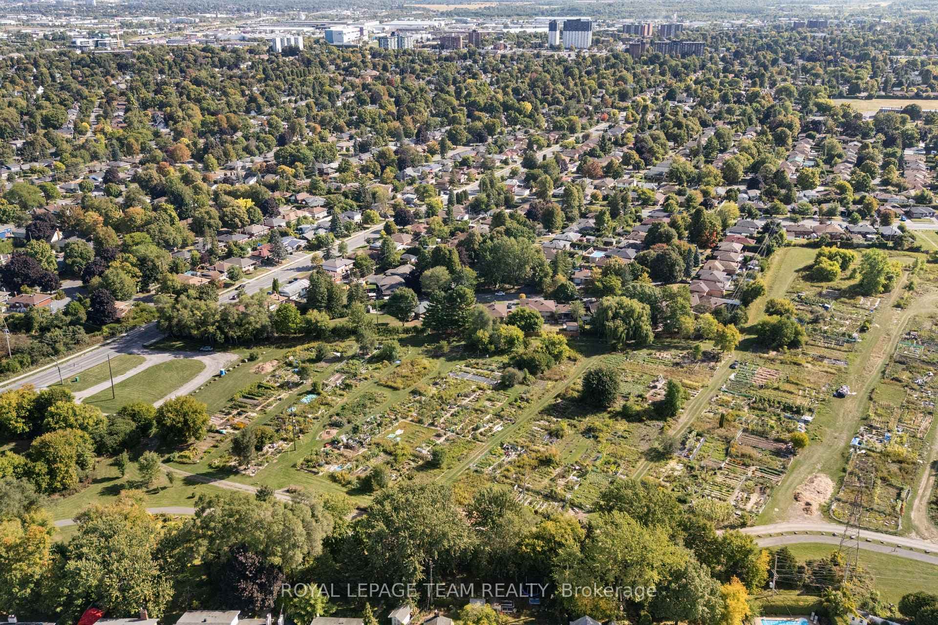660 Sandra Avenue photo 31
