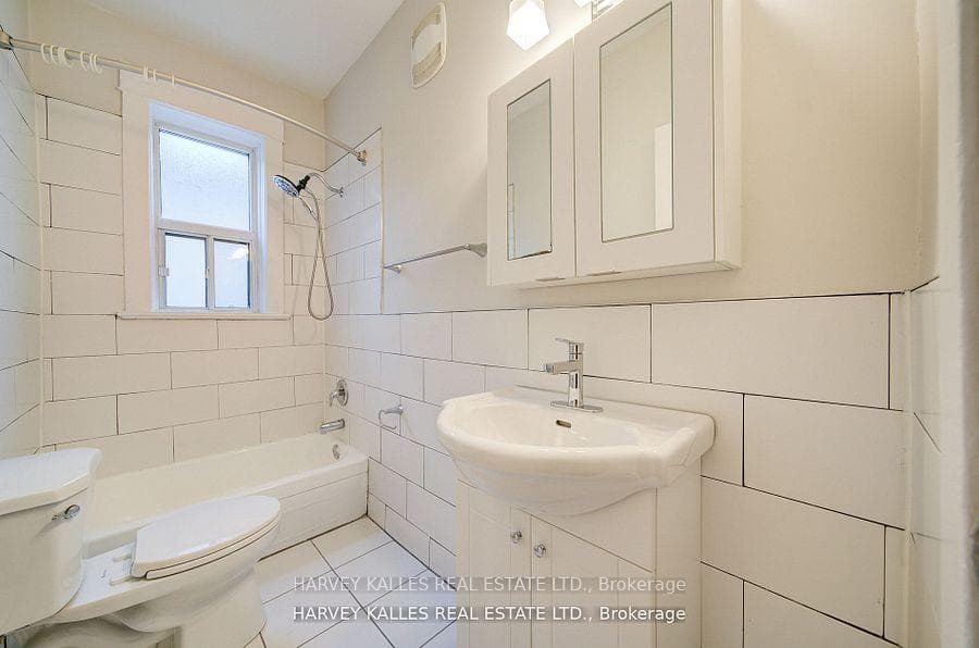 1074 St Clair Avenue Unit 4 photo 16