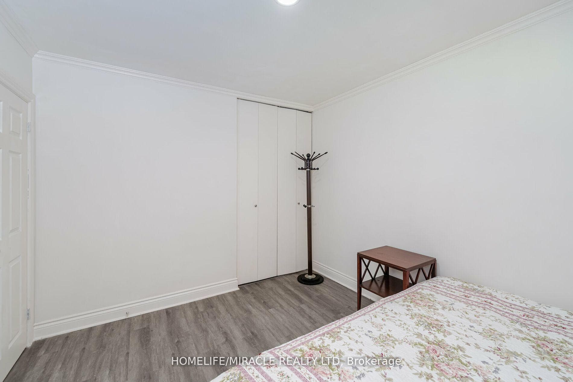 166 Fennell Avenue photo 16