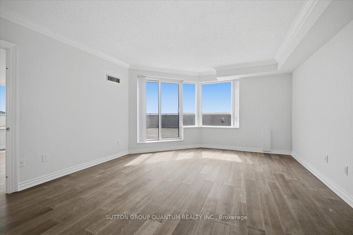 335 Webb Drive Unit PH106 photo 23
