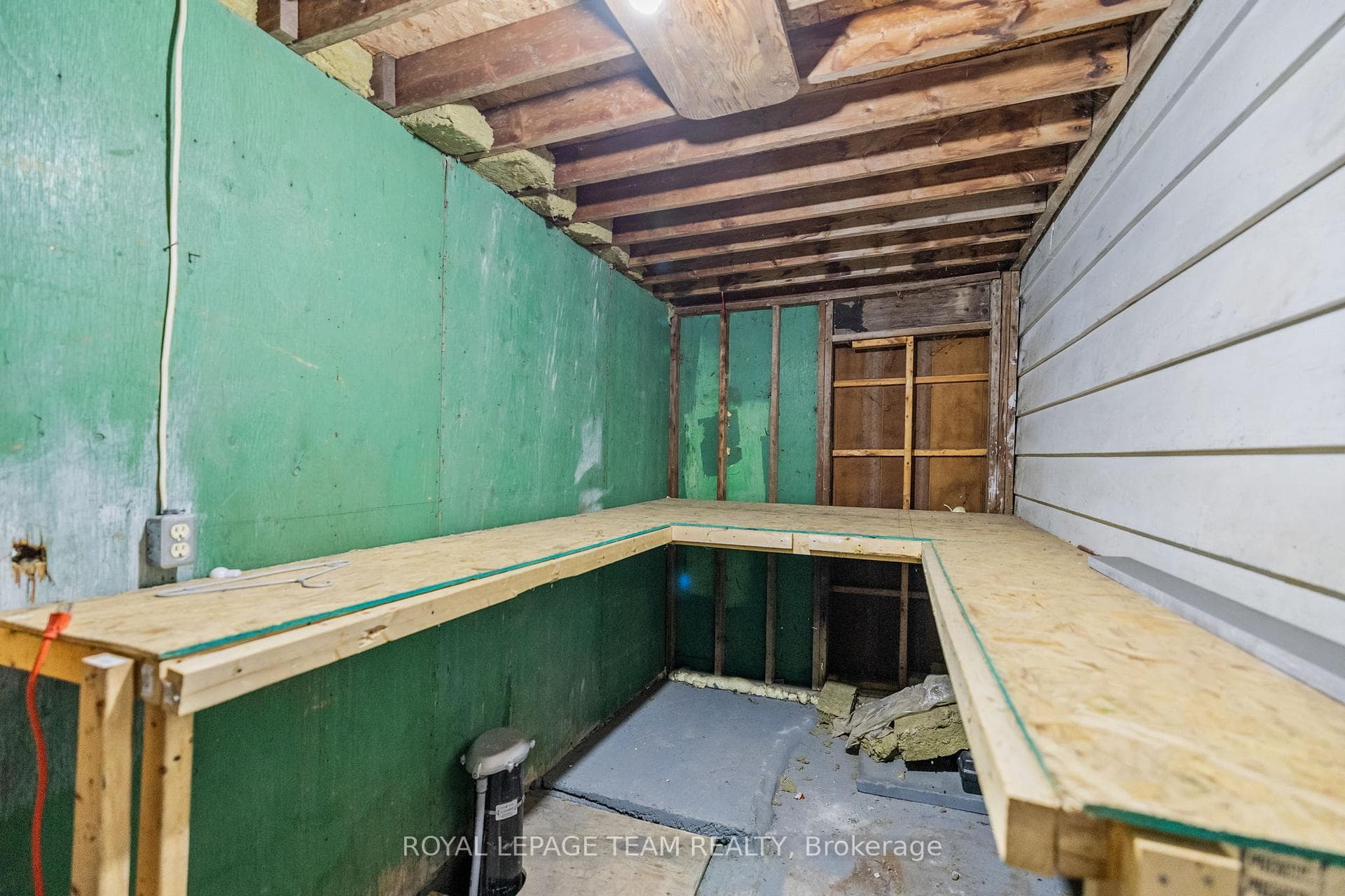 6264 Perth Street photo 22
