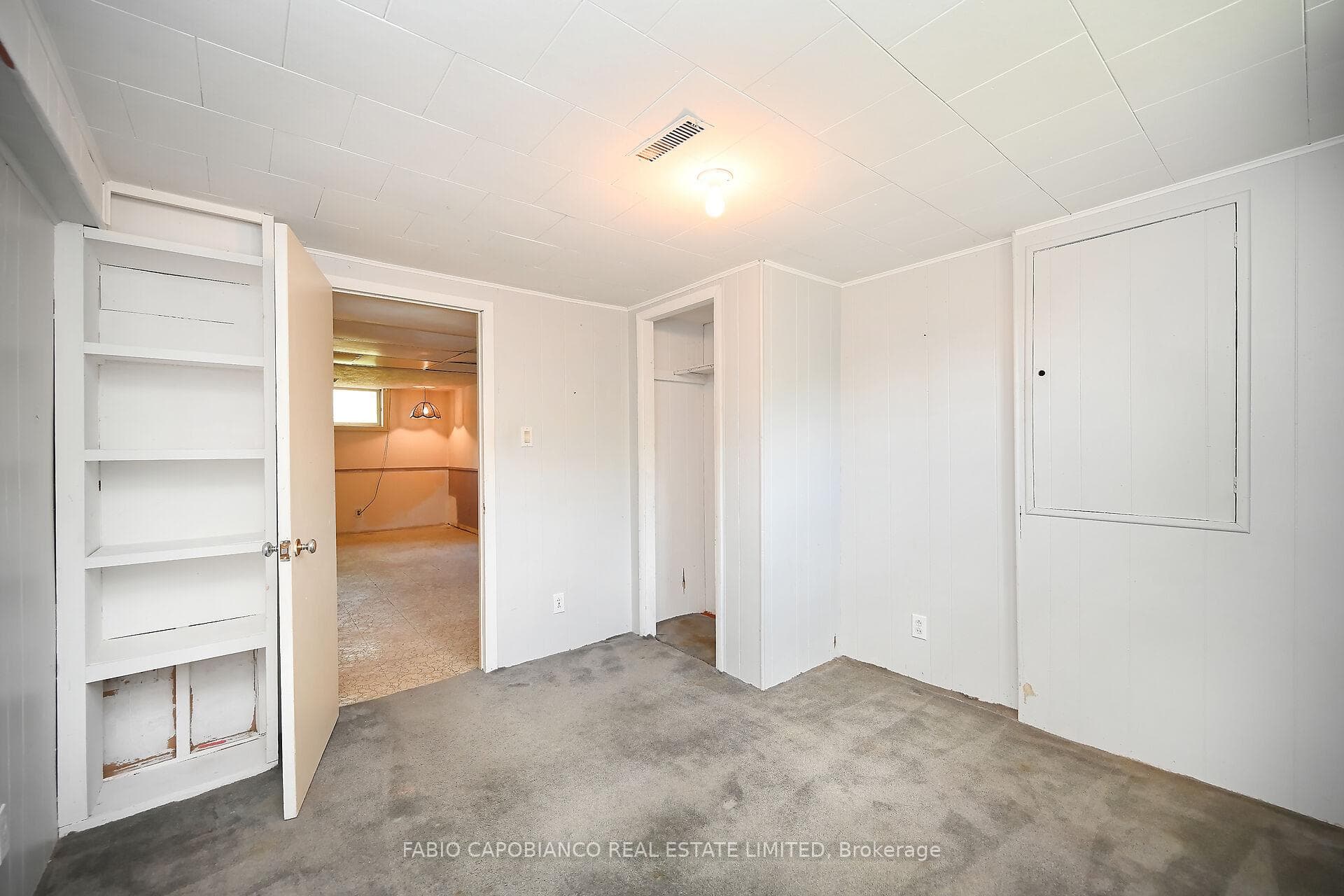 893 Seventh Street photo 23