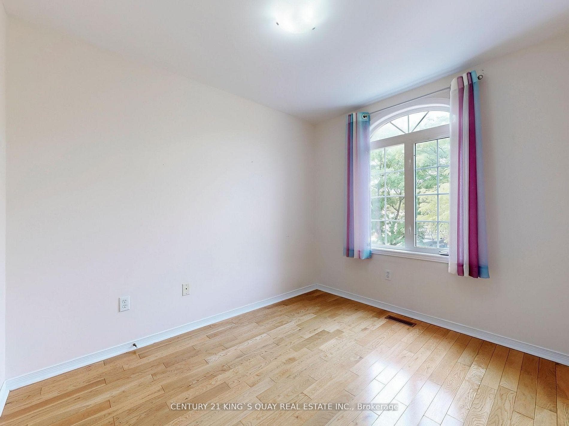 71 Rembrandt Drive photo 29