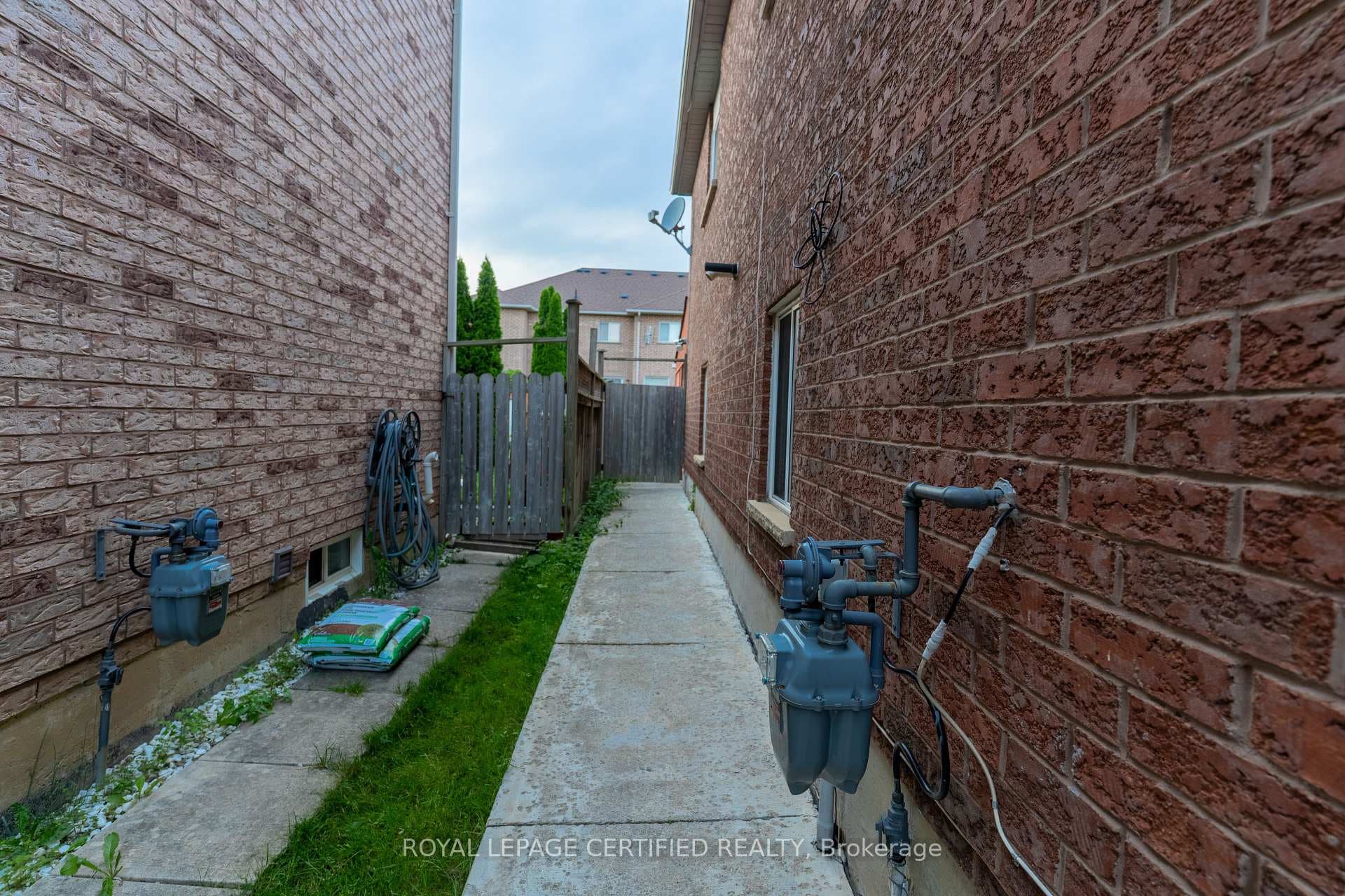 3891 Freeman Terrace photo 41