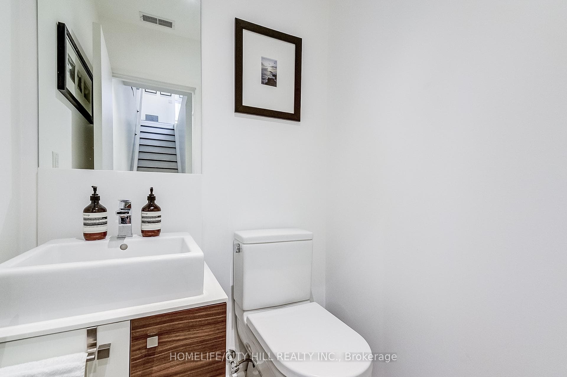 249 Claremont Street photo 35
