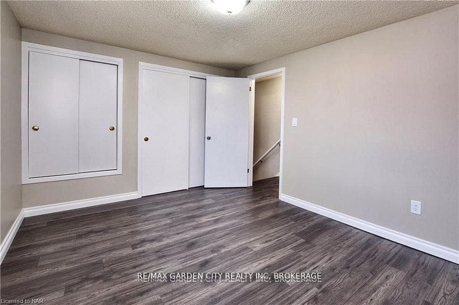 49 Bendingroad Crescent Unit -MAIN UNIT (2 FLOORS) photo 6
