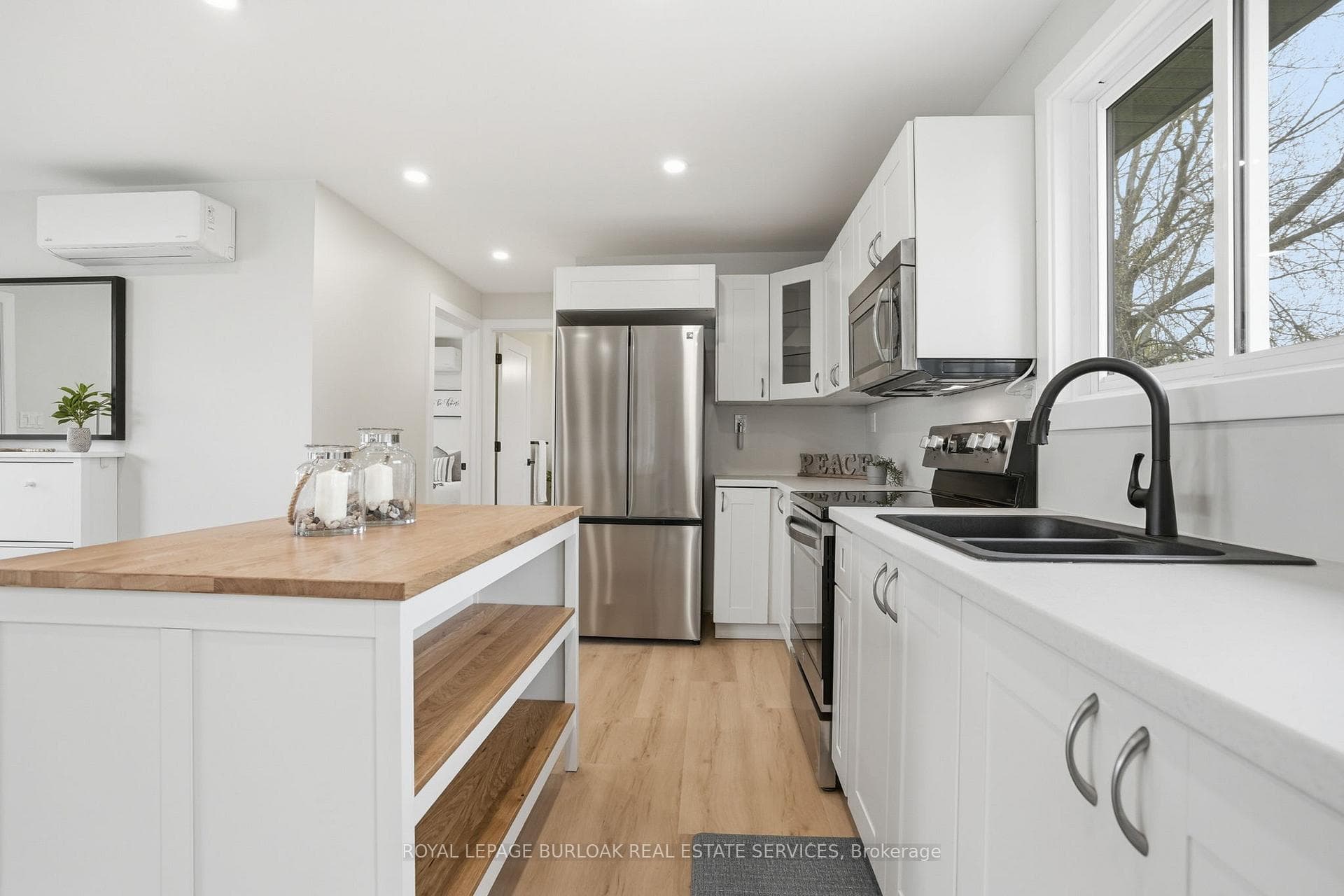 51 Vola Beach Lane photo 13