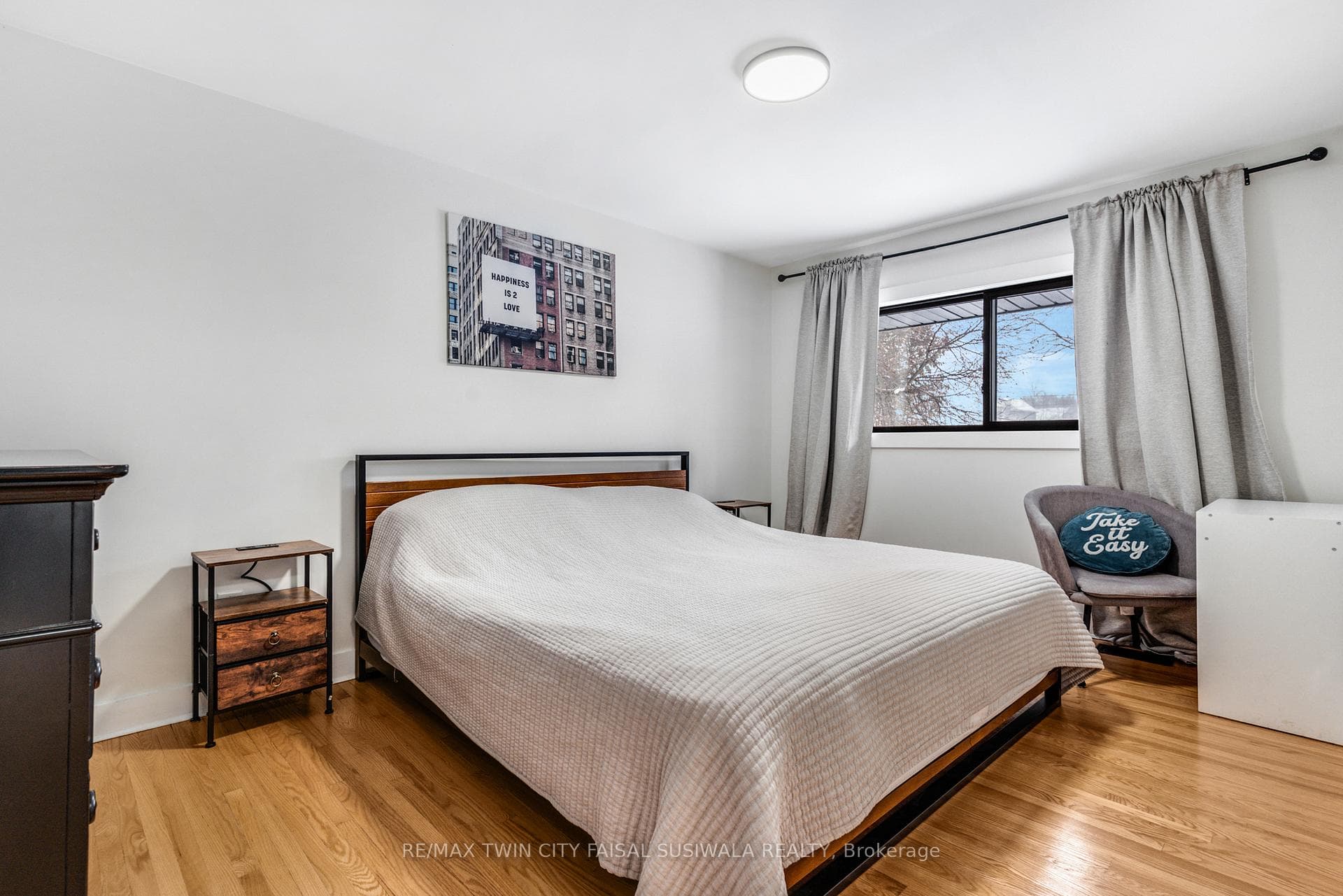1735 QUEENSTON Road photo 24
