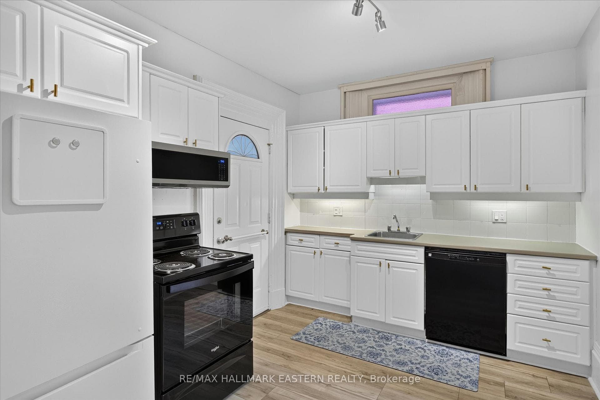 475 Aylmer Street photo 14