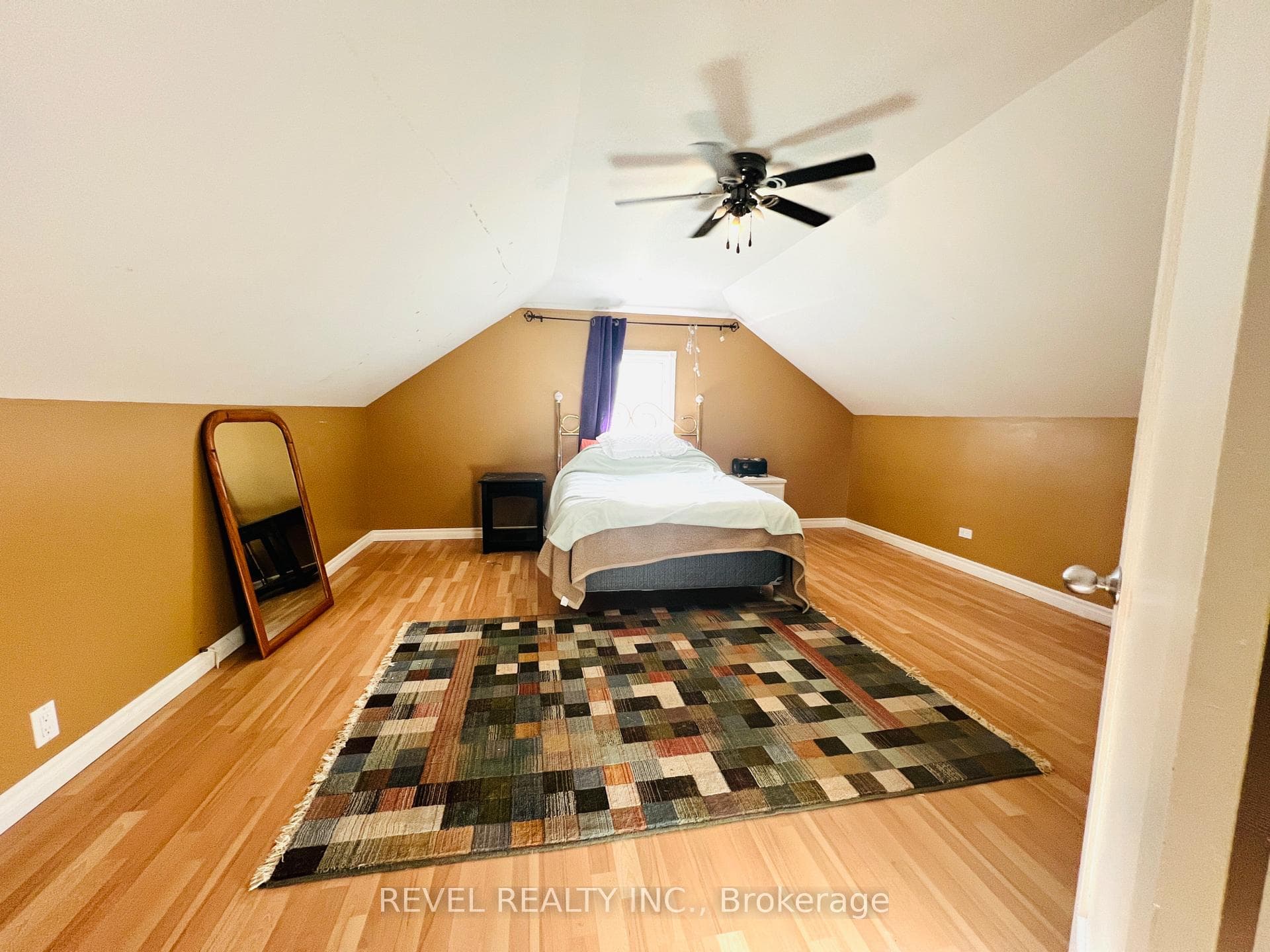129 Leighton Street photo 15