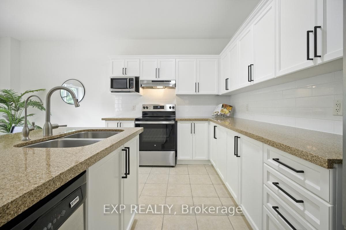 36 Secinaro Avenue photo 8
