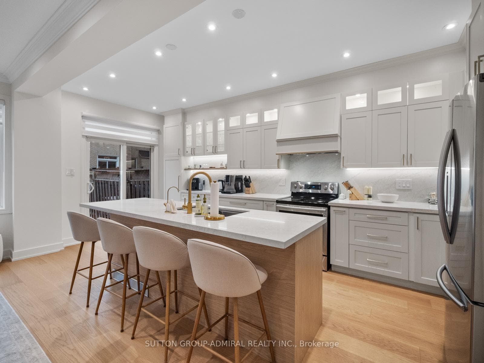 117 Wildberry Crescent photo 8