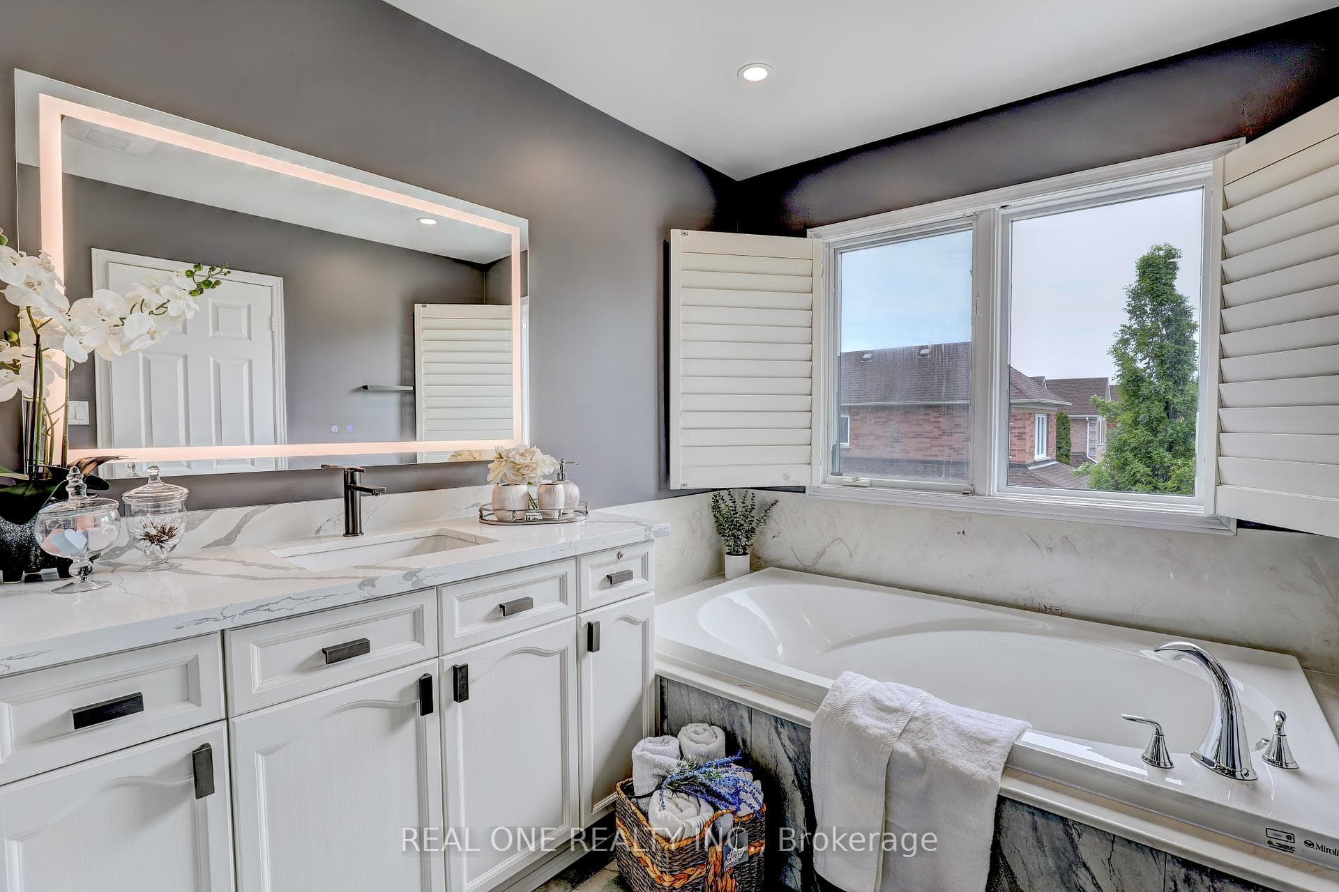49 Fawnbrook Circle photo 30