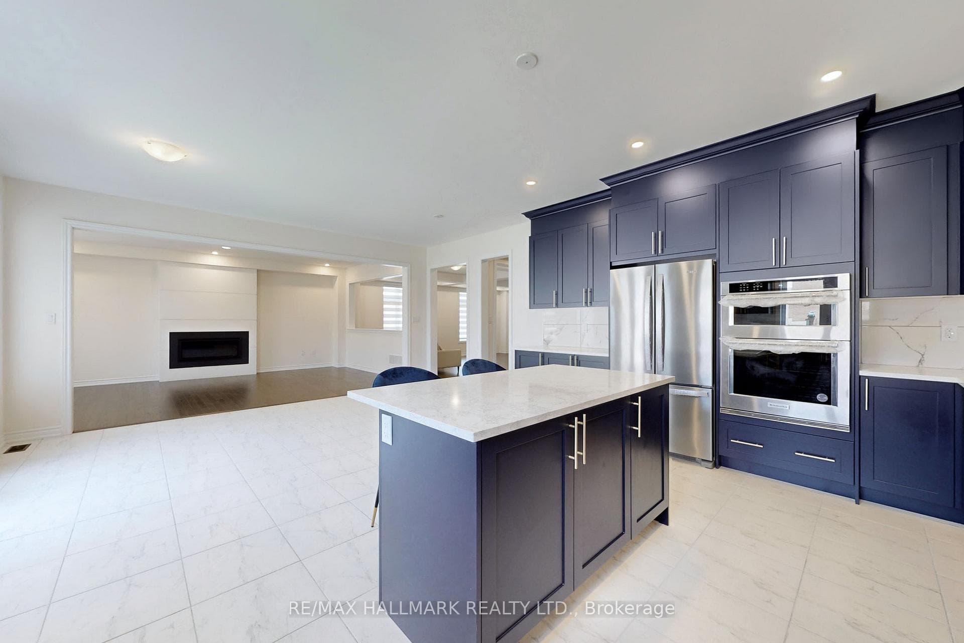 37 Fair Winds Lane photo 5