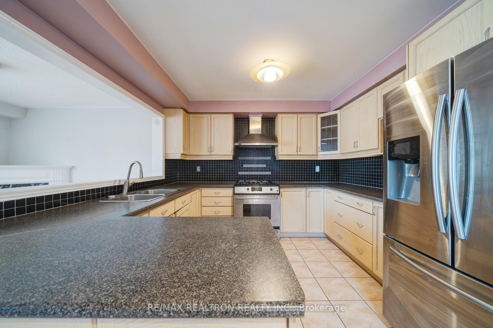 60 Harmony Road photo 10