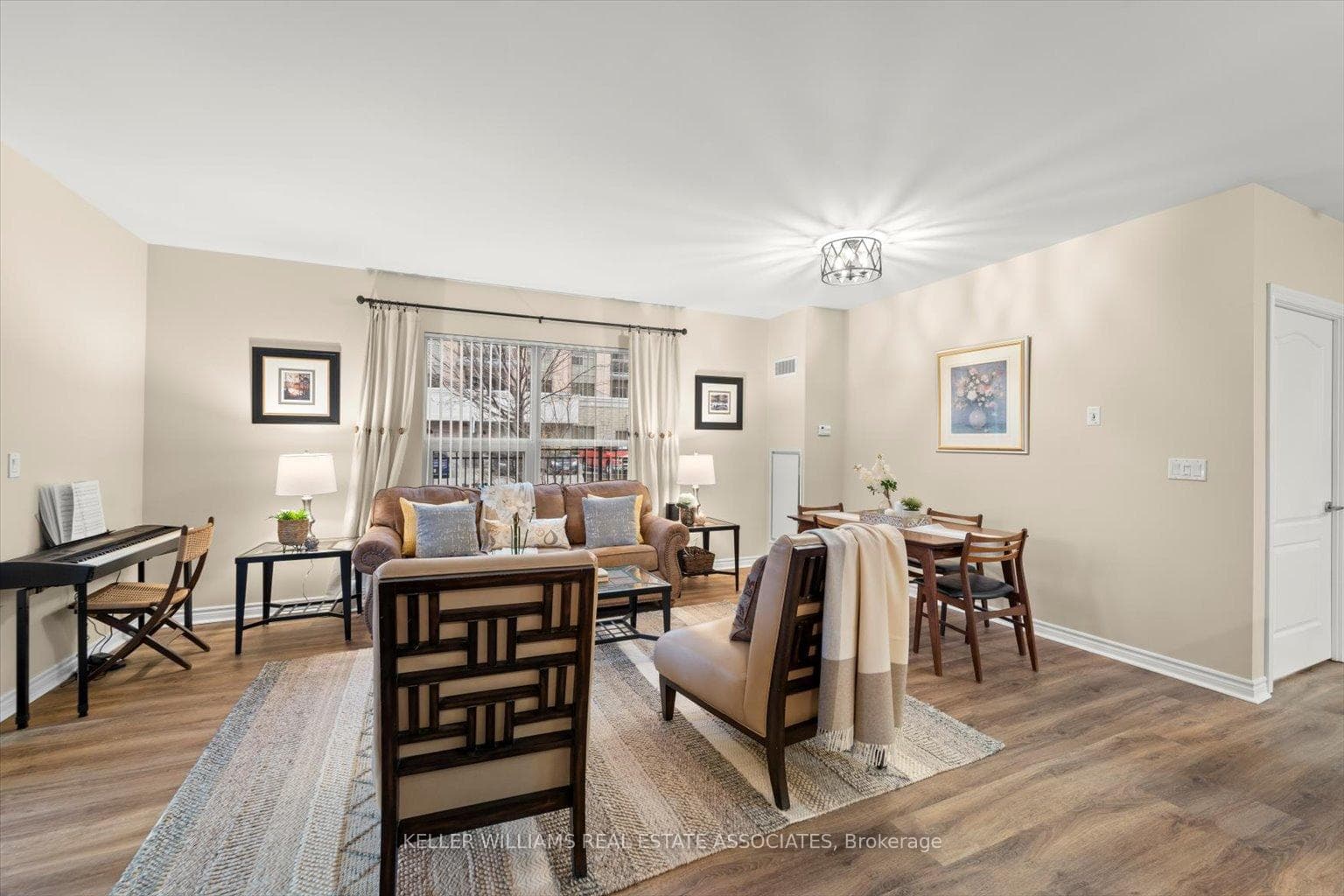 830 Scollard Court Unit 114 photo 19