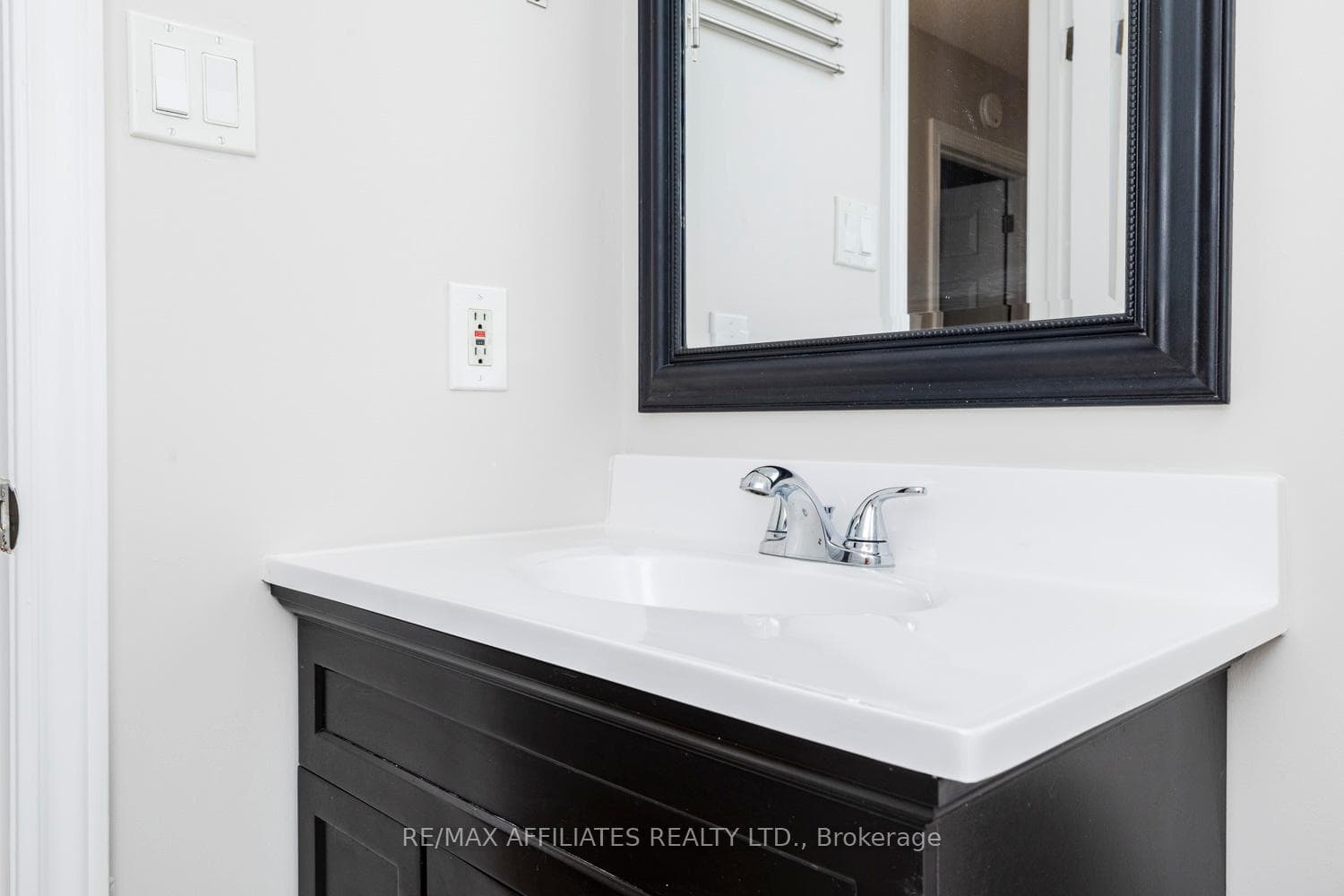 5582 Van Vliet Road photo 29