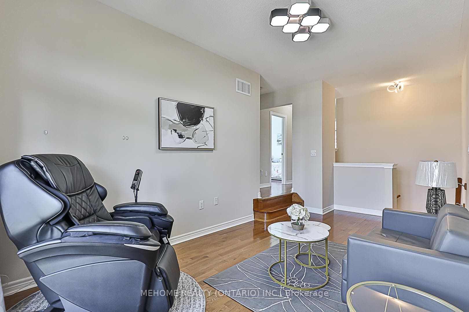 46 Mary Ellen Baker Crescent photo 22