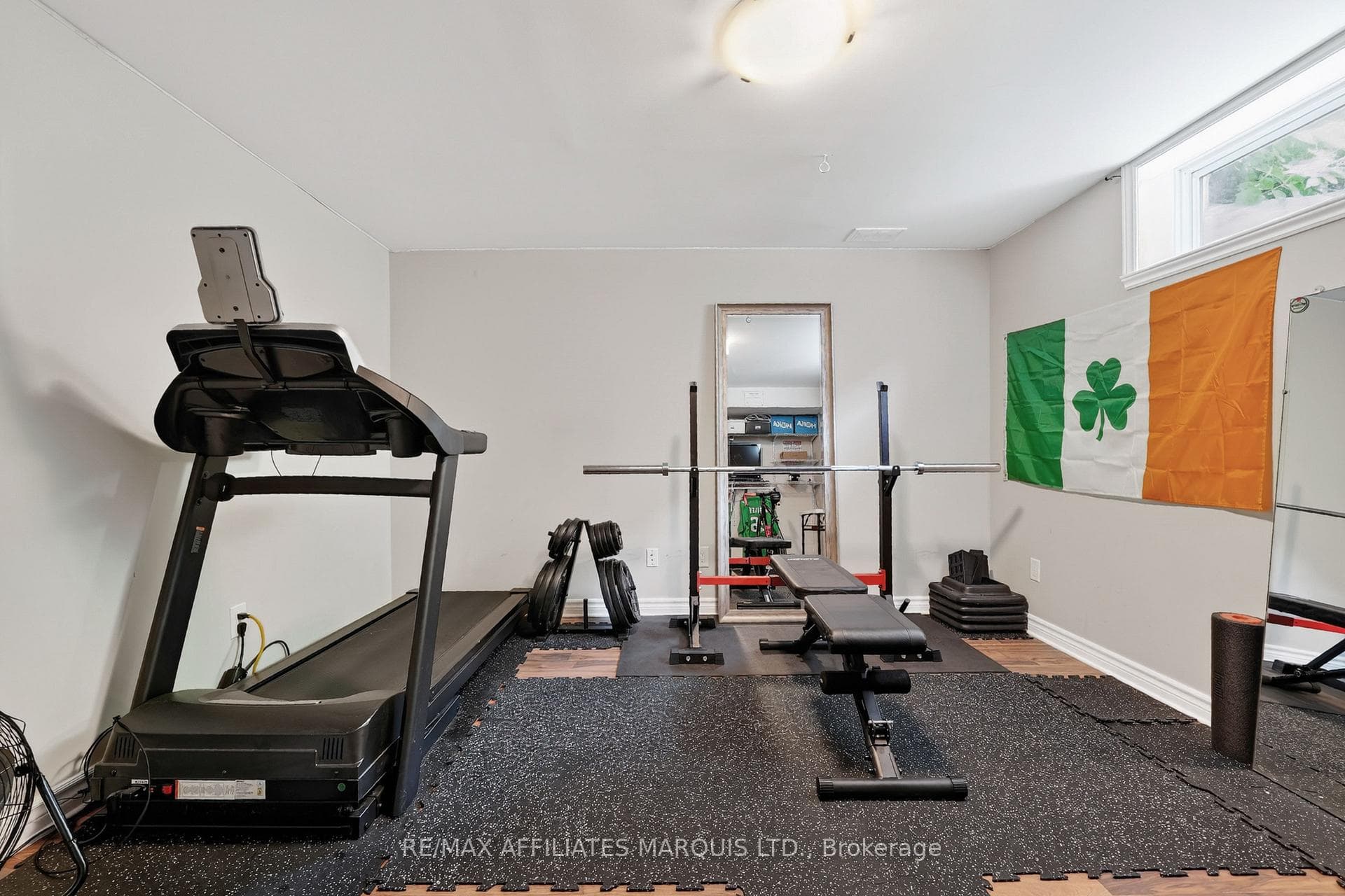 348 Glen Nora Drive photo 32